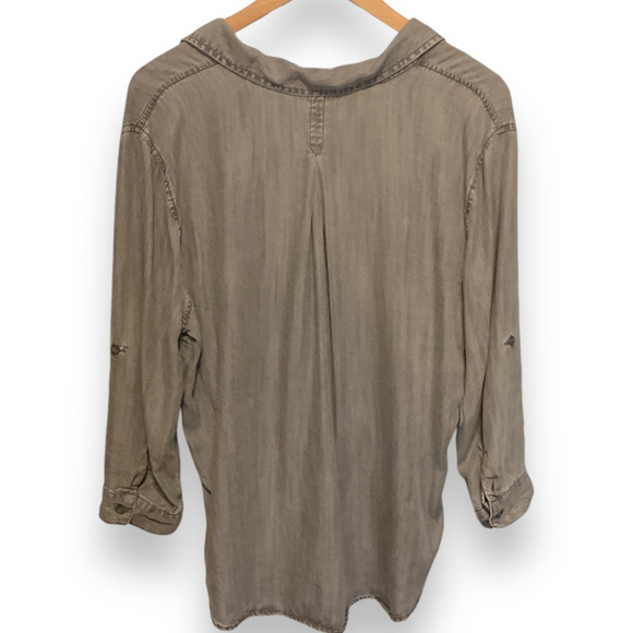 Hester & Orchard button front v neck slouchy tunic Shirt, Gray wash , Size L - Picture 3 of 10